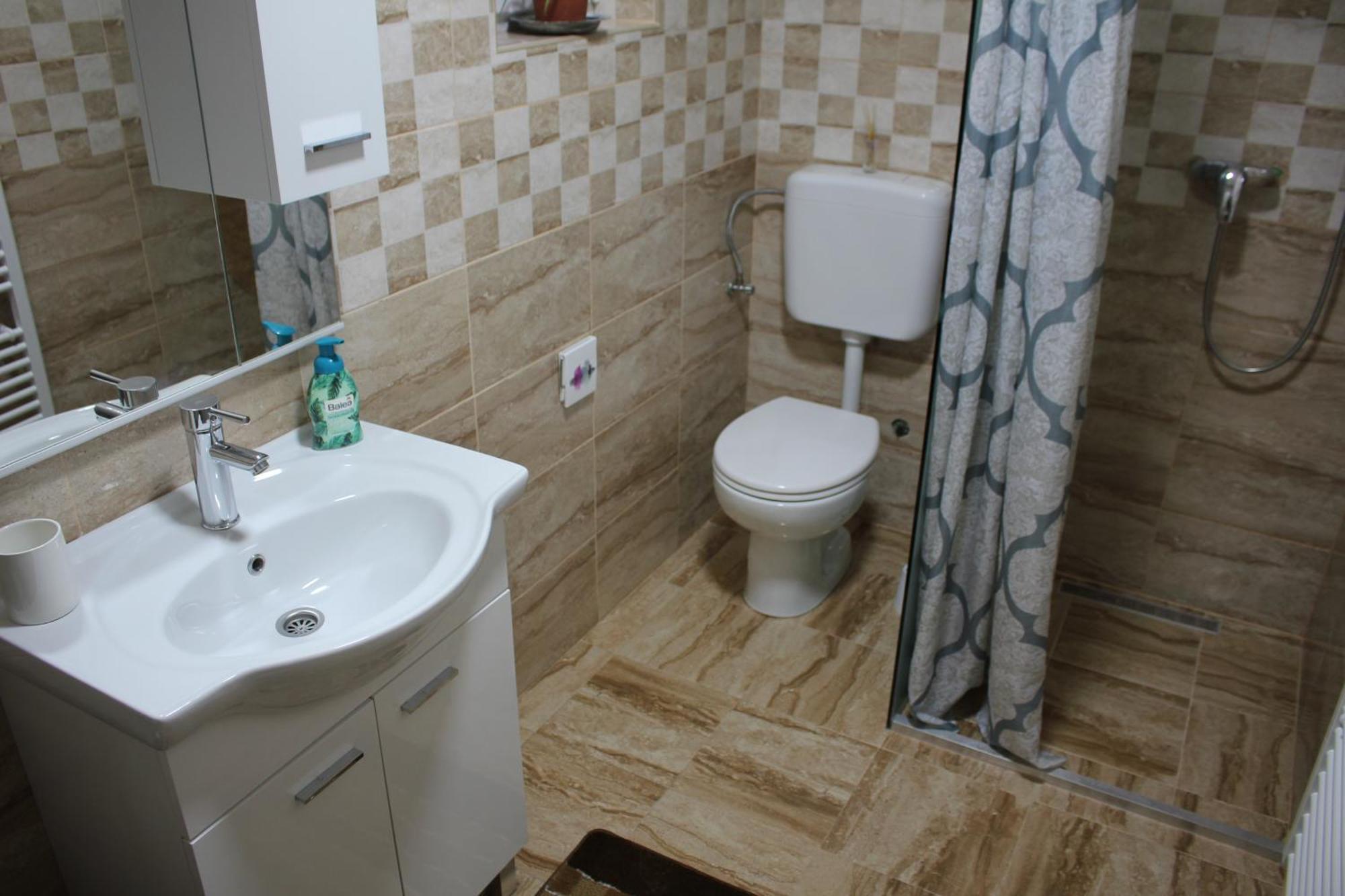 Studio Apartments Adian Korenica Kamer foto
